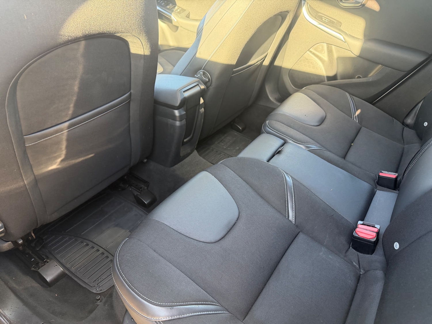 Used Volvo V40 2012 for sale - 77307723: Photo 9