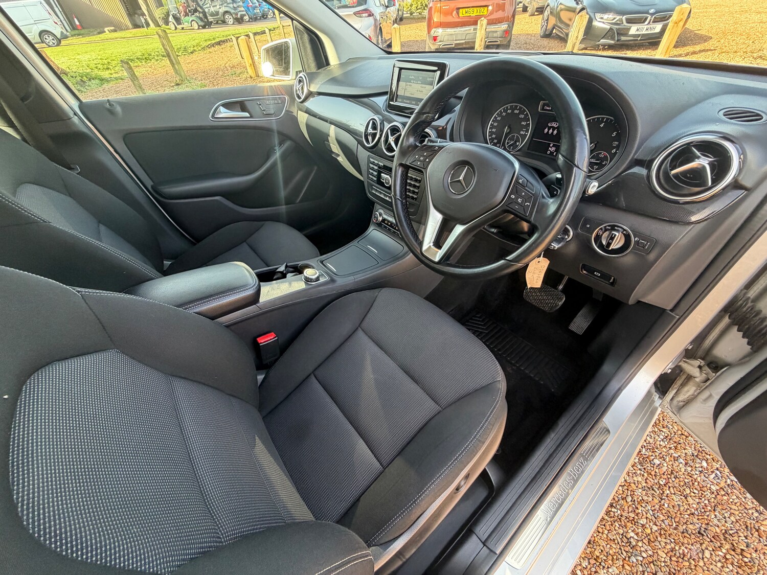 Used Mercedes-Benz B Class 2013 for sale - 77673994: Photo 14