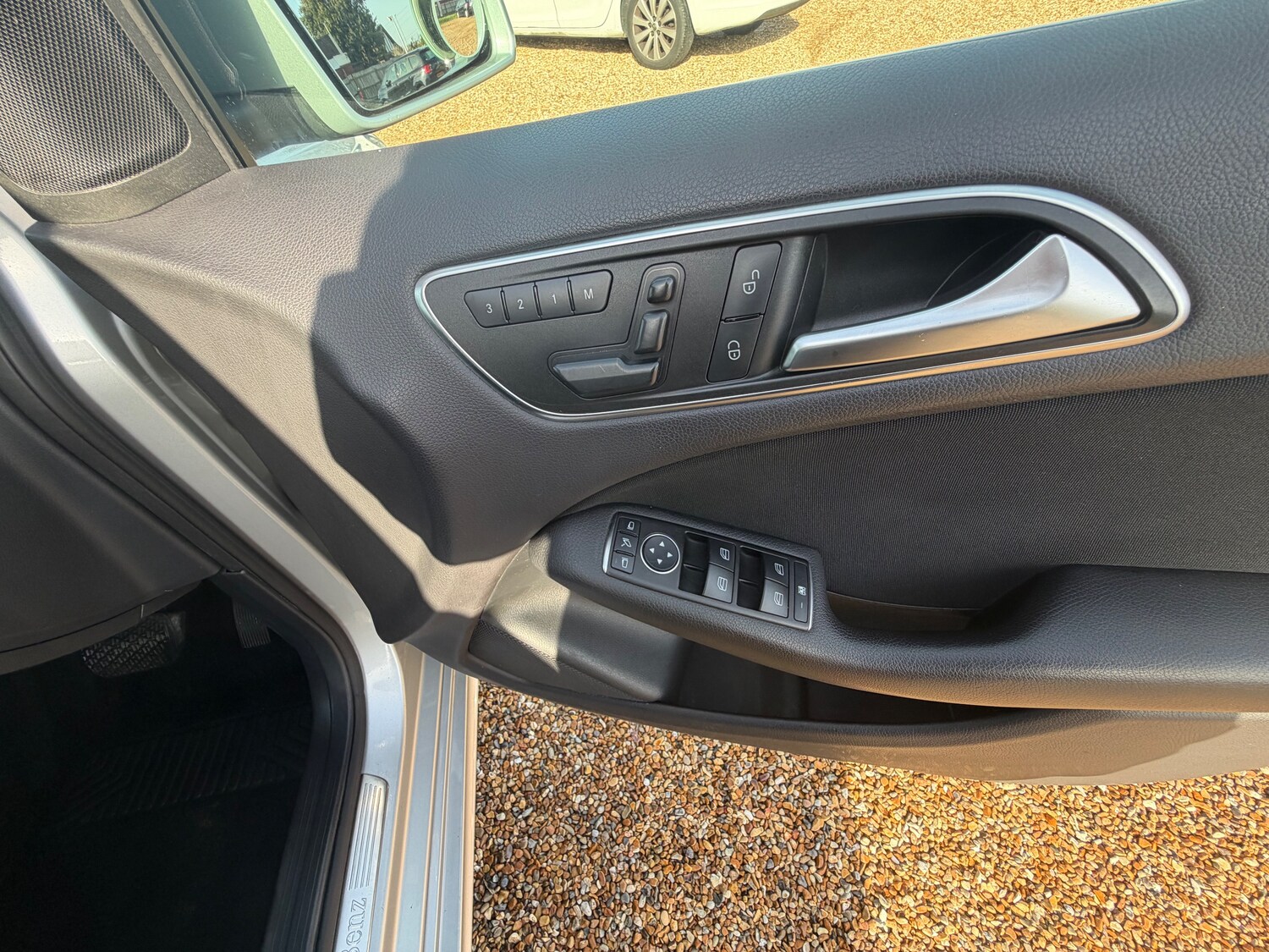 Used Mercedes-Benz B Class 2013 for sale - 77673994: Photo 16