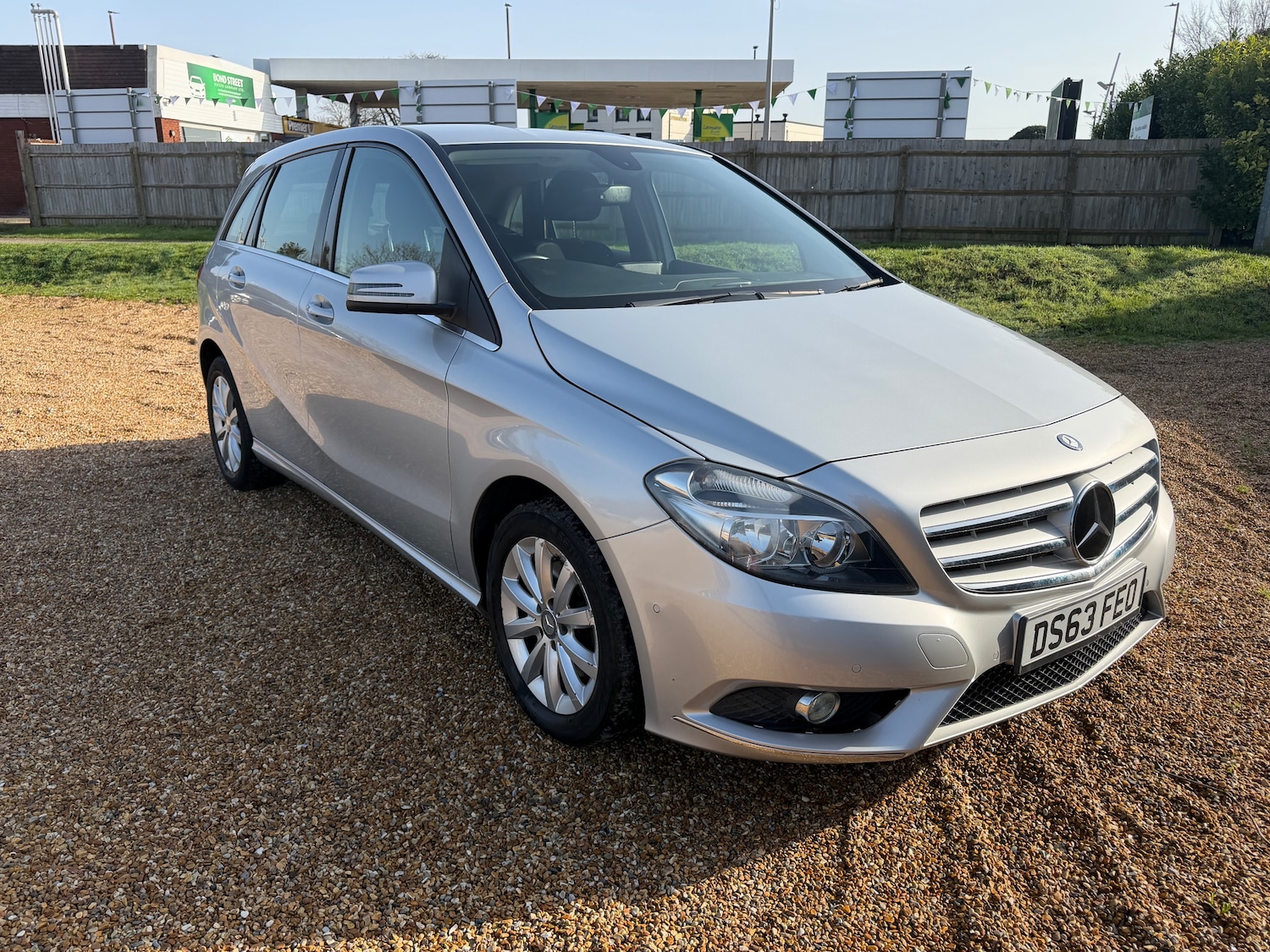 Used Mercedes-Benz B Class 2013 for sale - 77673994: Photo 2