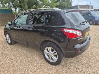 Used Nissan Qashqai 2010 for sale - 79611547: Photo
