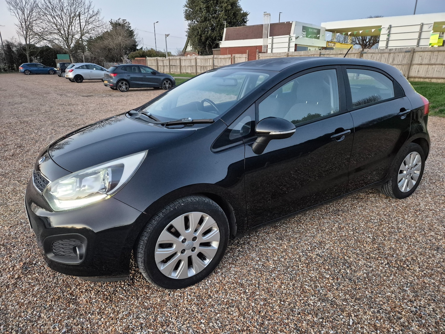 Used Kia Rio 2014 for sale - 77931794: Photo 3