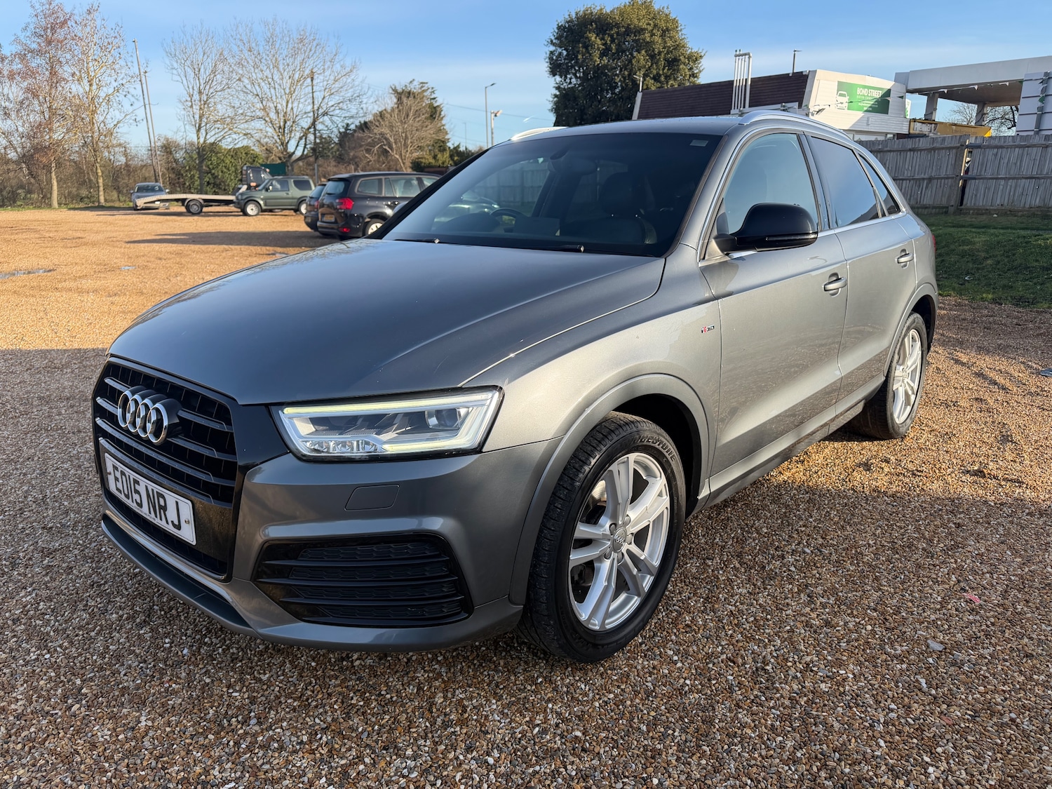 Used Audi Q3 2015 for sale - 77582458: Photo 2