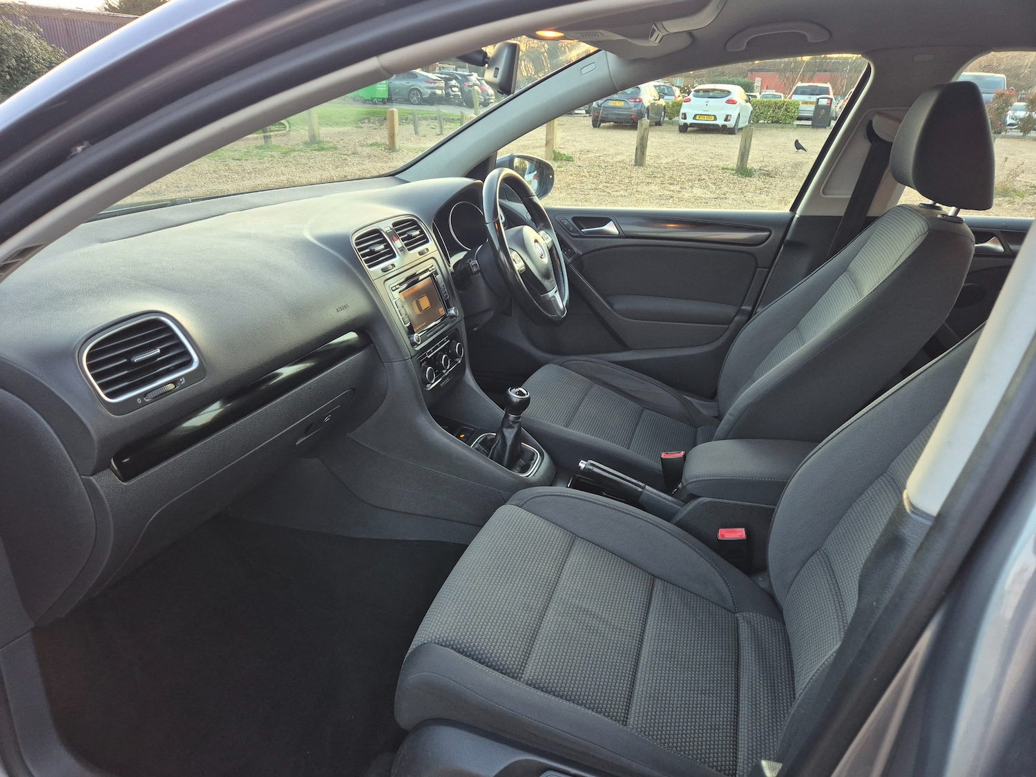 Used Volkswagen Golf 2011 for sale - 77849145: Photo 10