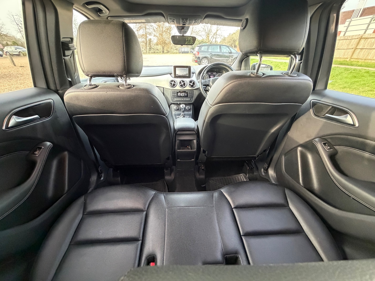 Used Mercedes-Benz B Class 2014 for sale - 77771432: Photo 11