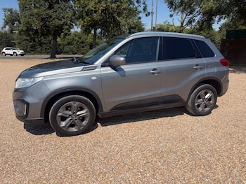 Used Suzuki Vitara 2015 for sale - 79683074: Photo