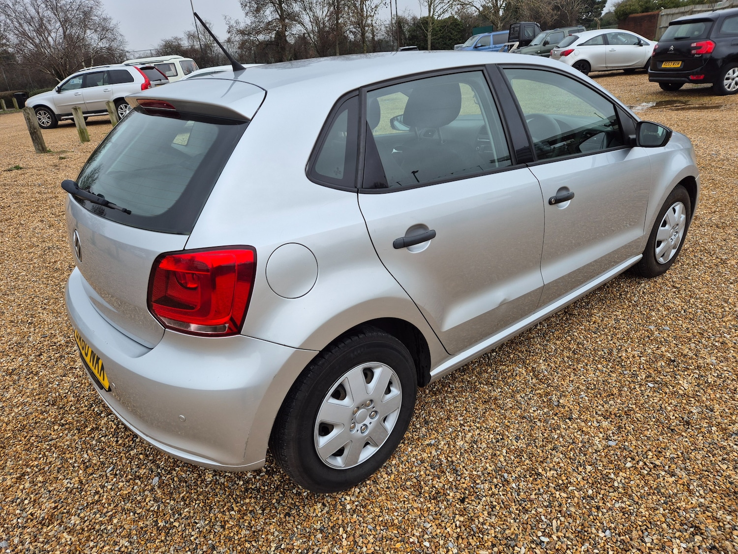 Used Volkswagen Polo 2010 for sale - 77327284: Photo 4