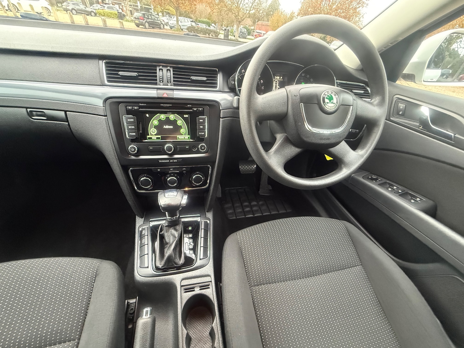 Used Skoda Superb 2012 for sale - 76346859: Photo 15