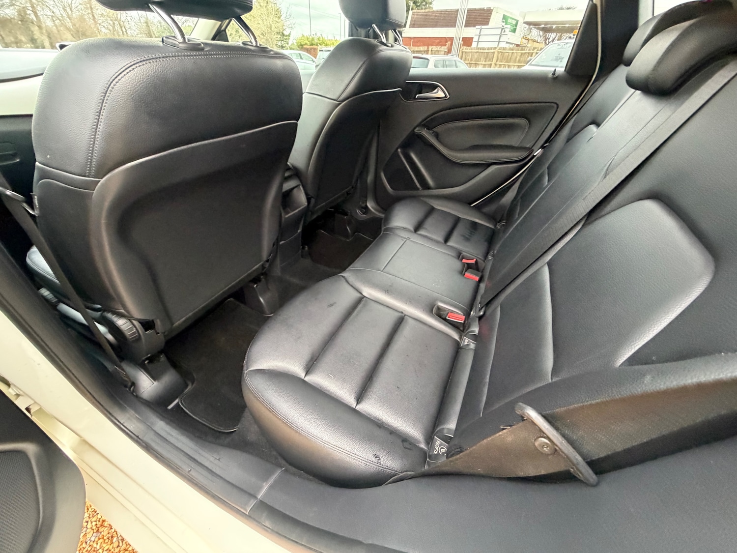 Used Mercedes-Benz B Class 2014 for sale - 77152702: Photo 11