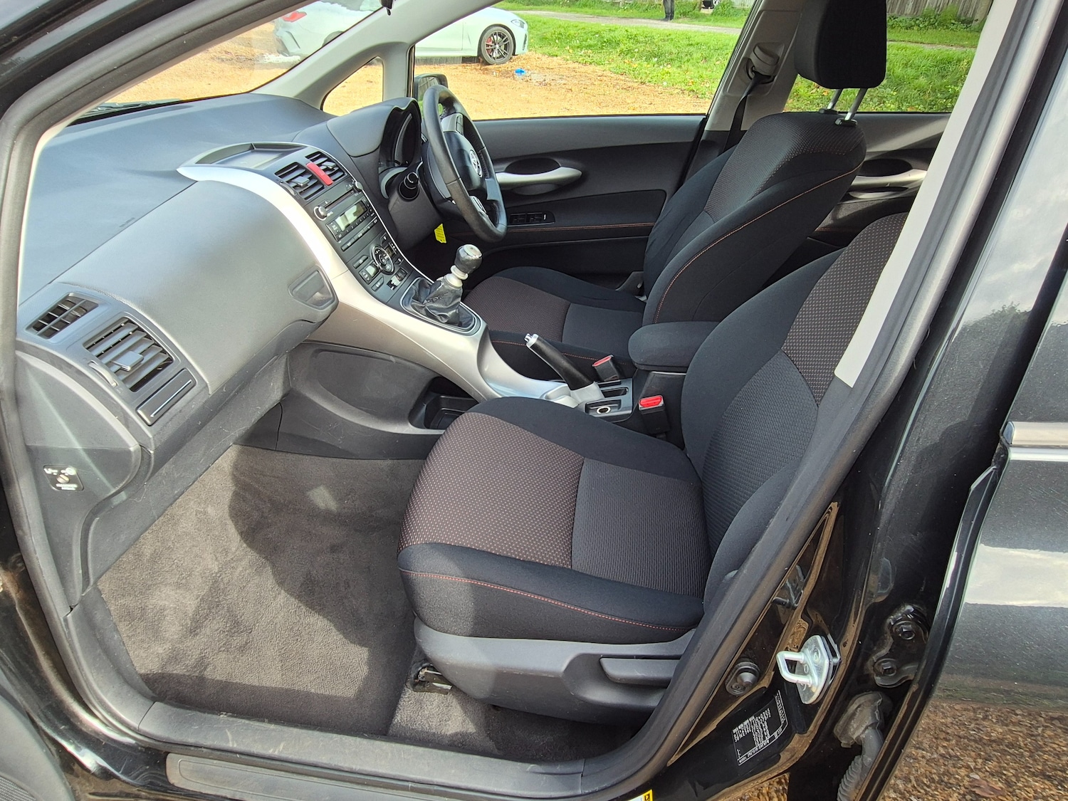 Used Toyota Auris 2012 for sale - 76405808: Photo 11