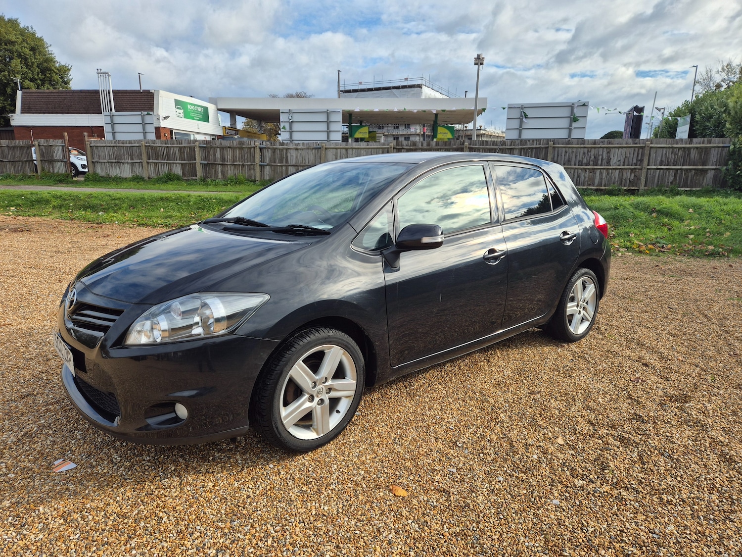 Used Toyota Auris 2012 for sale - 76405808: Photo 3