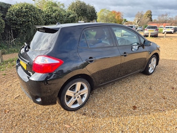 Used Toyota Auris 2012 for sale - 76405808: Photo