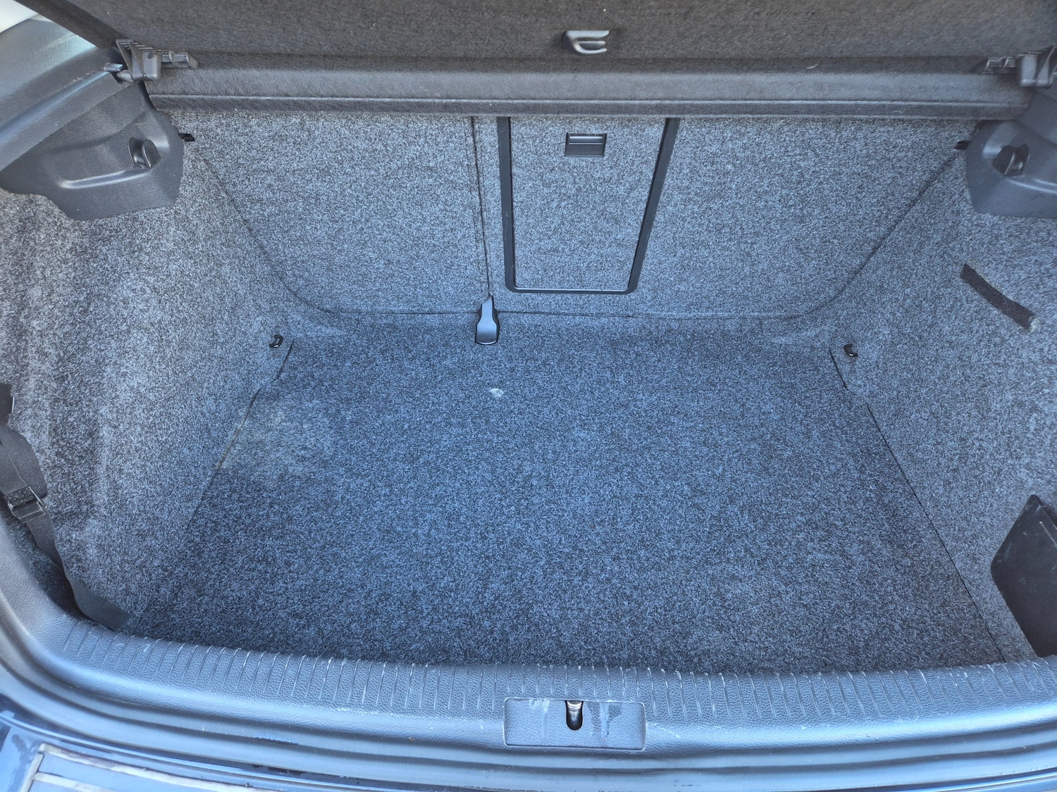 Used Volkswagen Golf 2012 for sale - 76915183: Photo 16