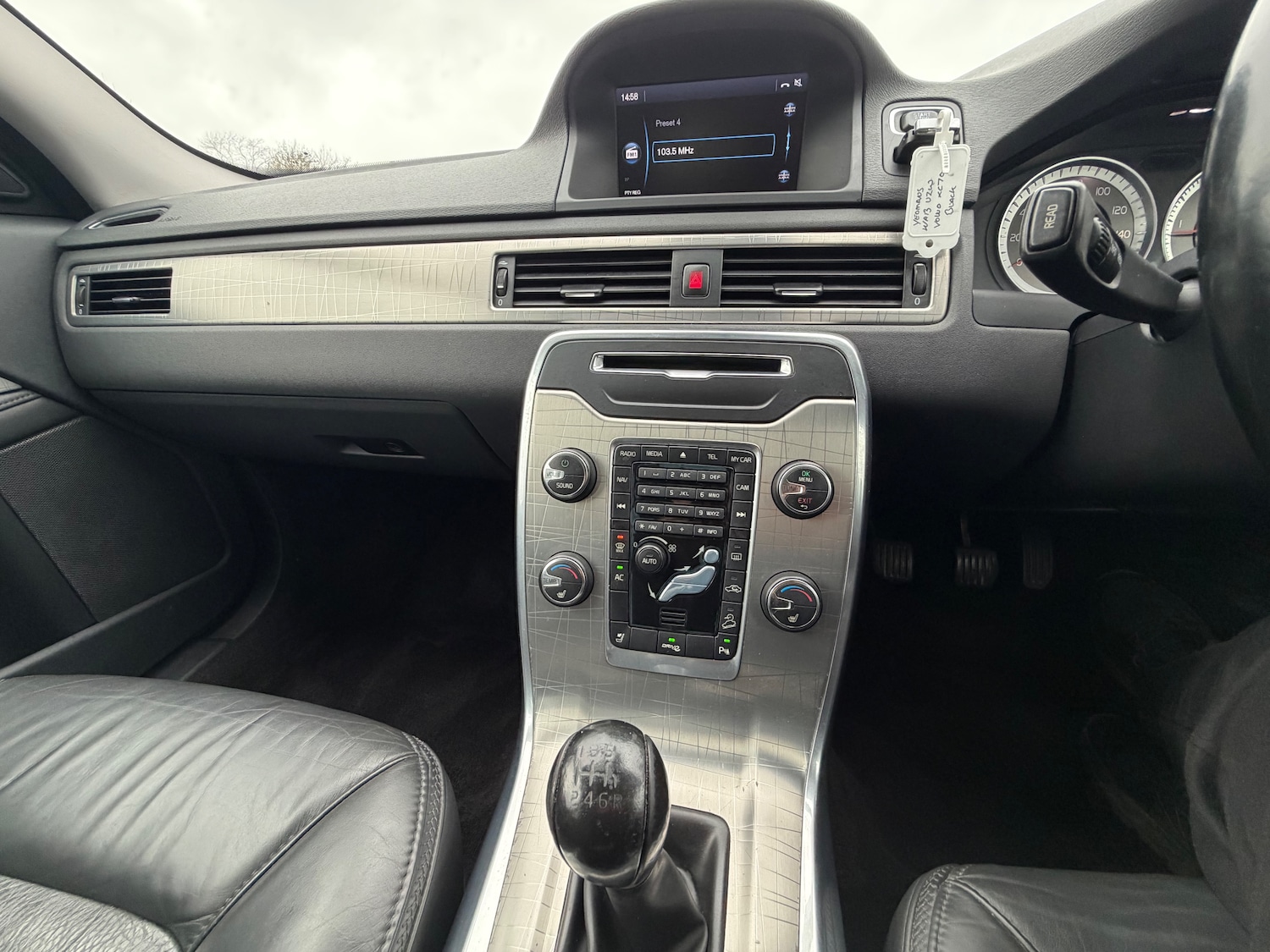 Used Volvo XC70 2013 for sale - 77520039: Photo 17