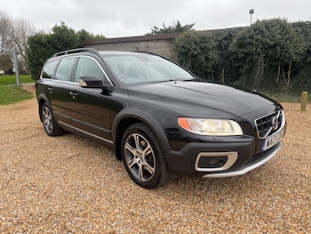 (13) - 2.4 D5 SE Lux Estate 5dr Diesel Manual AWD Euro 5 (s/s) (215 ps)