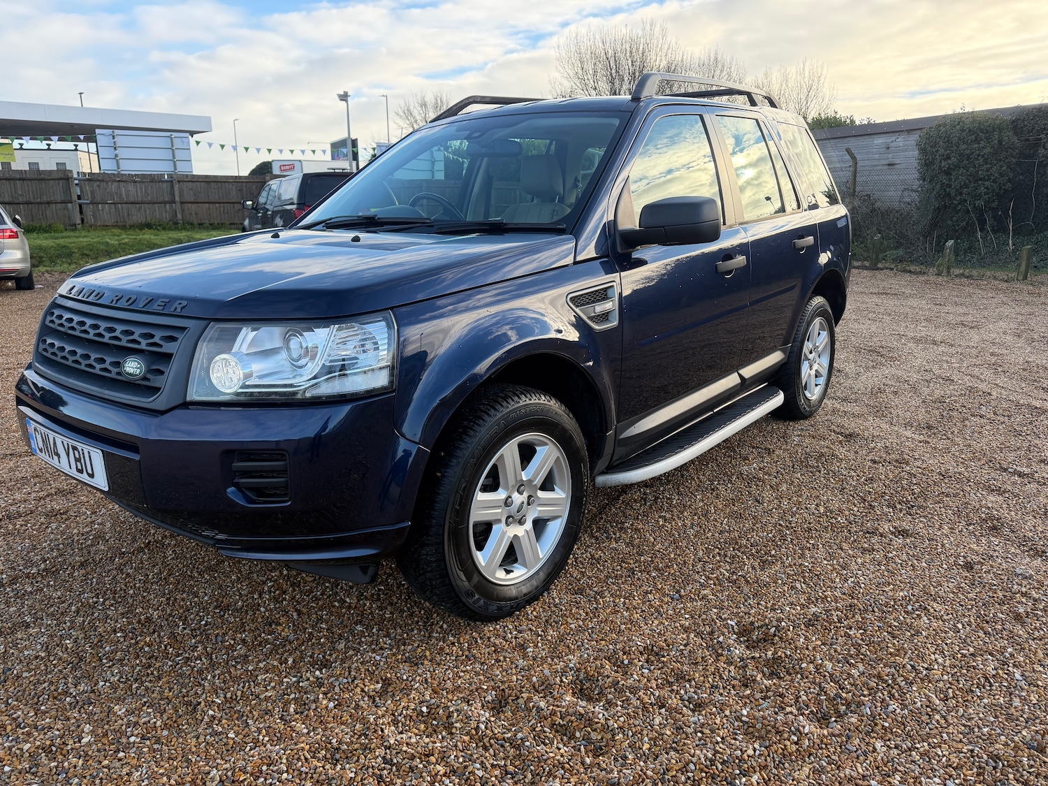Used Land Rover Freelander 2014 for sale - 77200774: Photo 2