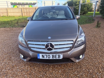 Used Mercedes-Benz B Class 2014 for sale - 77321299: Photo