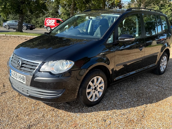 Used Volkswagen Touran 2009 for sale - 76274512: Photo 1