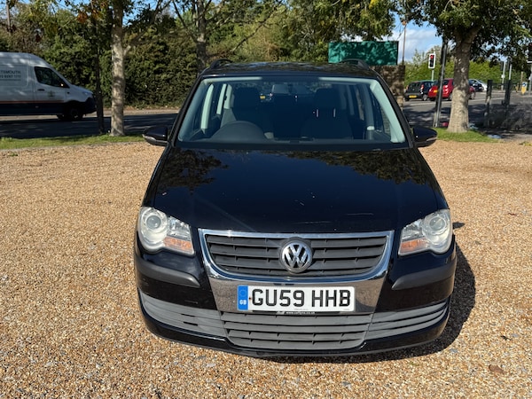 Used Volkswagen Touran 2009 for sale - 76274512: Photo 3