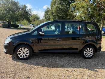 Used Volkswagen Touran 2009 for sale - 76274512: Photo 4