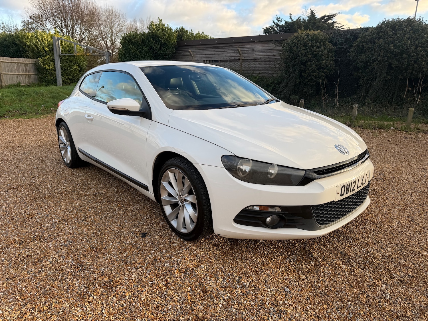Used Volkswagen Scirocco 2012 for sale - 77096081: Photo 2