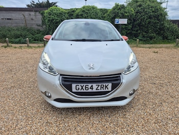 Used Peugeot 208 2014 for sale - 78729437: Photo