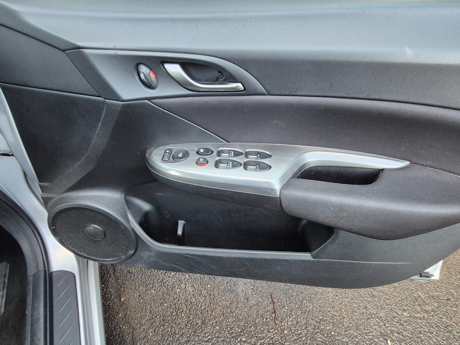 Used Honda Civic 2010 for sale - 76670486: Photo 14