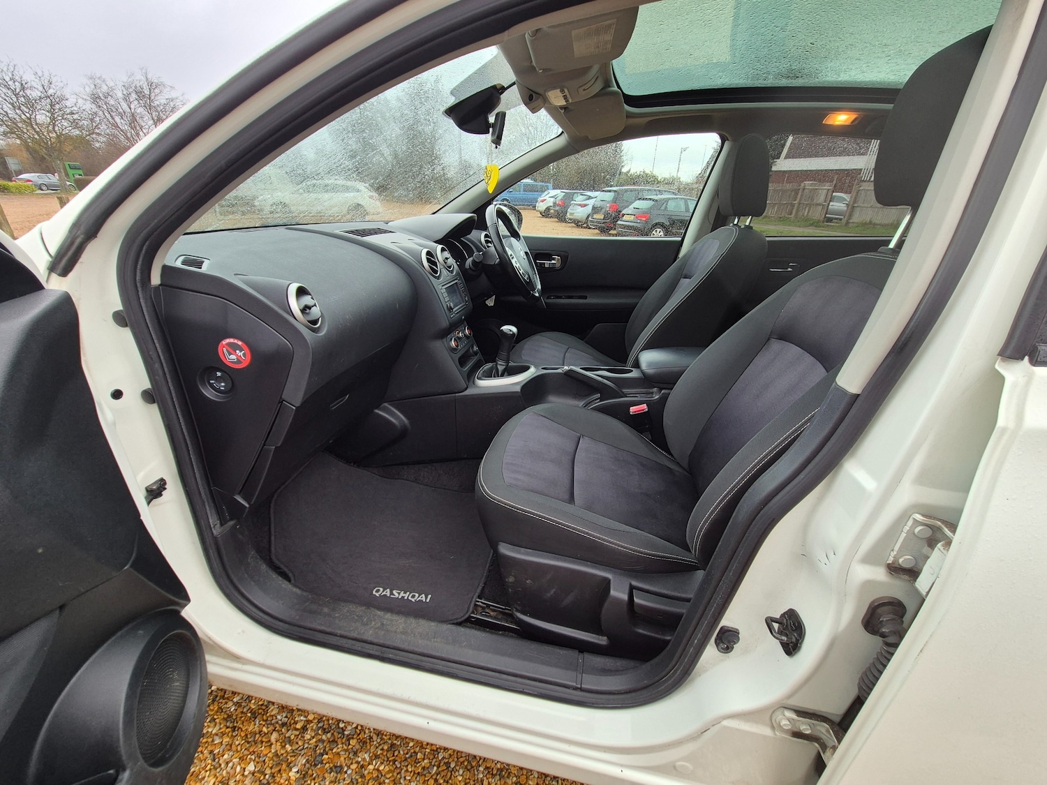 Used Nissan Qashqai 2012 for sale - 77287370: Photo 11