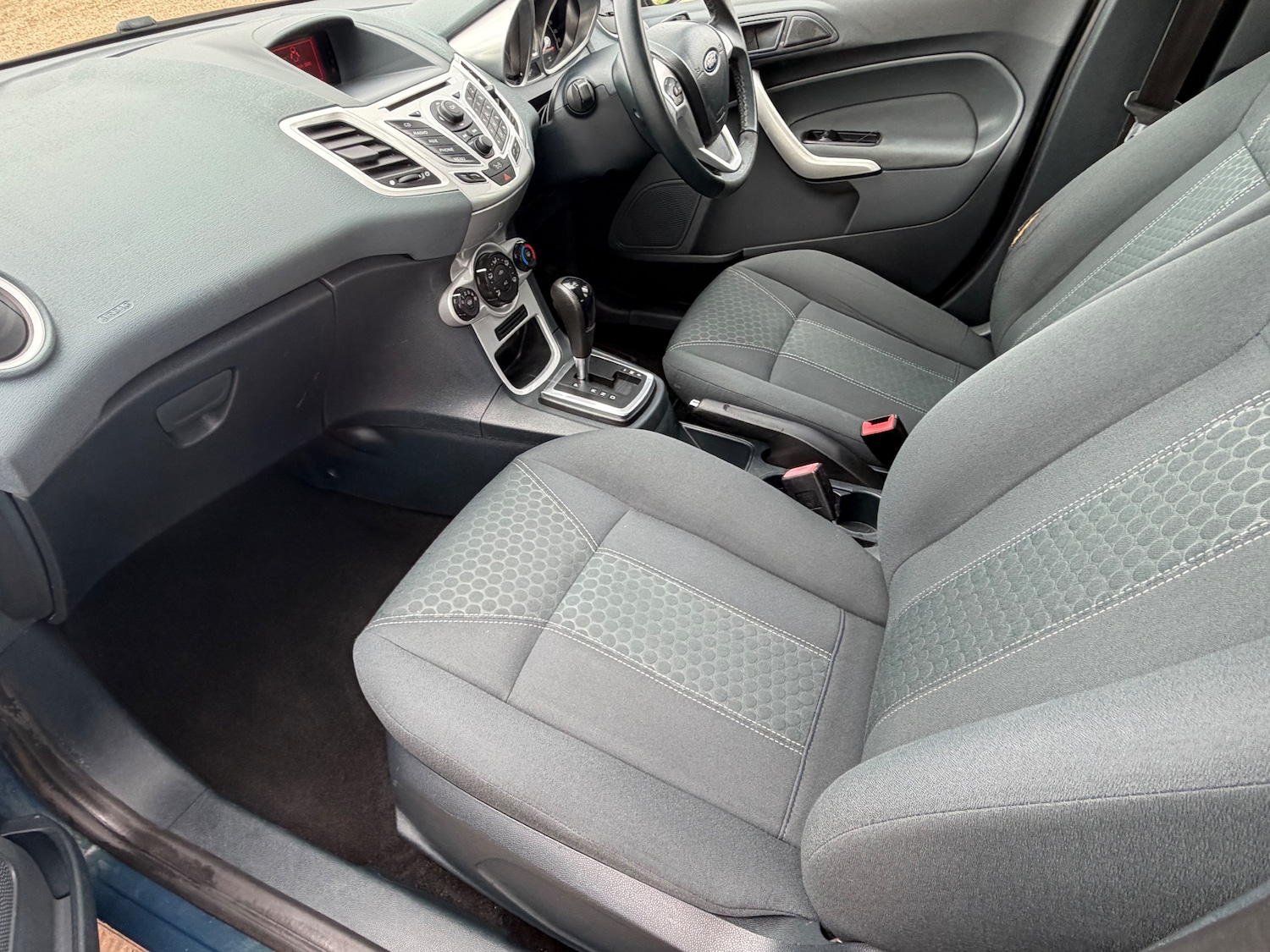 Used Ford Fiesta 2009 for sale - 77974064: Photo 11