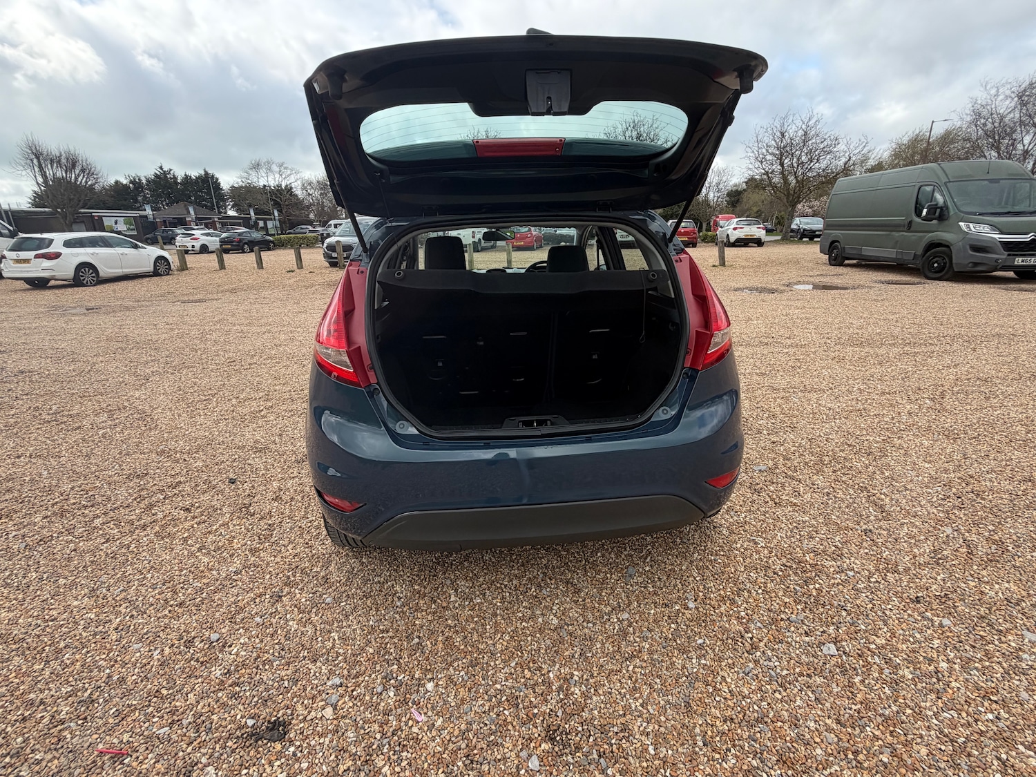 Used Ford Fiesta 2009 for sale - 77974064: Photo 9