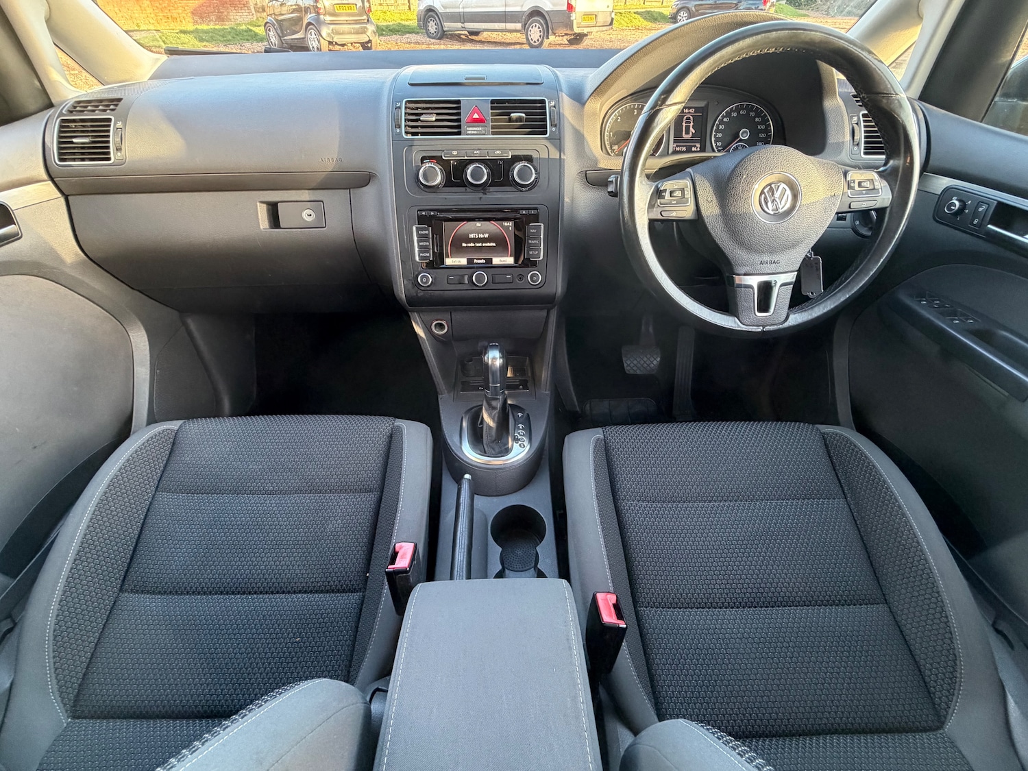 Used Volkswagen Touran 2012 for sale - 77779429: Photo 16