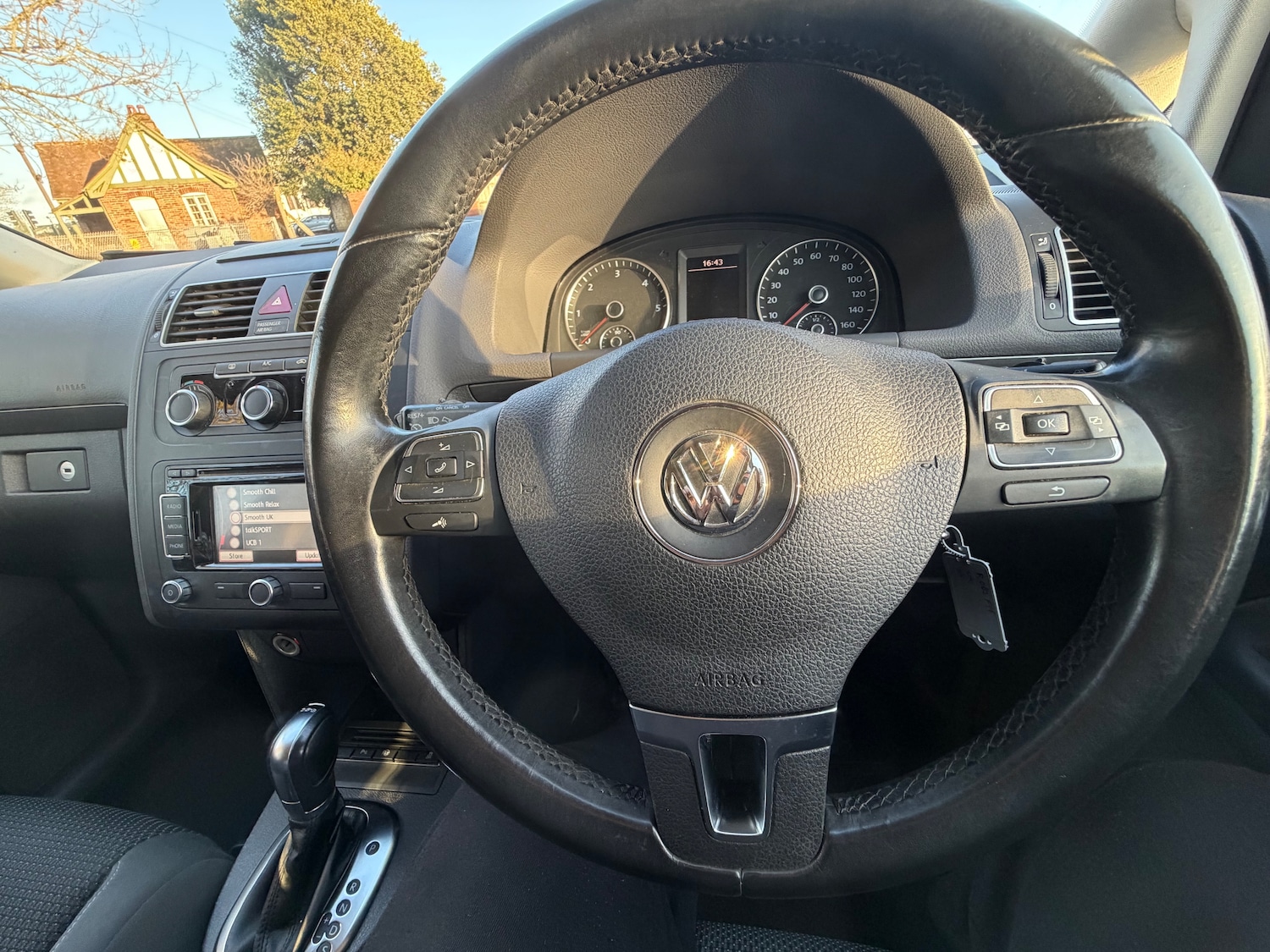 Used Volkswagen Touran 2012 for sale - 77779429: Photo 17