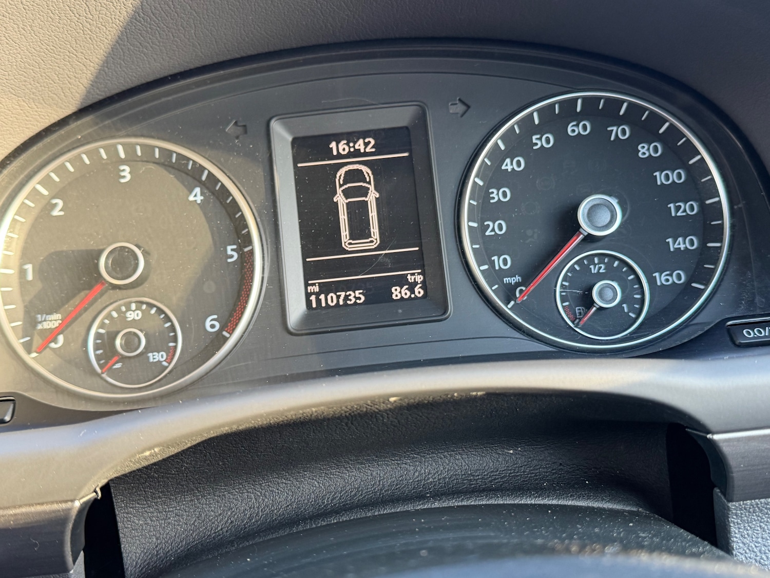 Used Volkswagen Touran 2012 for sale - 77779429: Photo 19