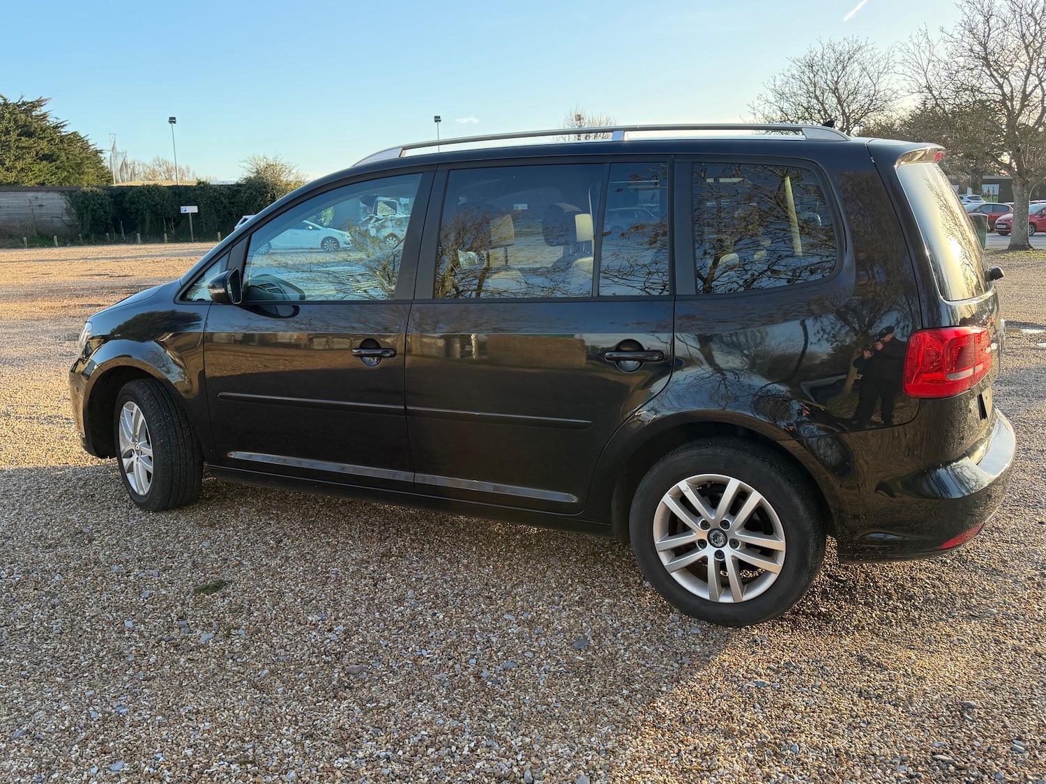 Used Volkswagen Touran 2012 for sale - 77779429: Photo 4