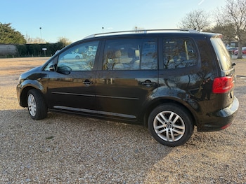 Used Volkswagen Touran 2012 for sale - 77779429: Photo