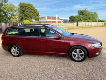 Used Volvo V70 2014 for sale - 74812398: Photo
