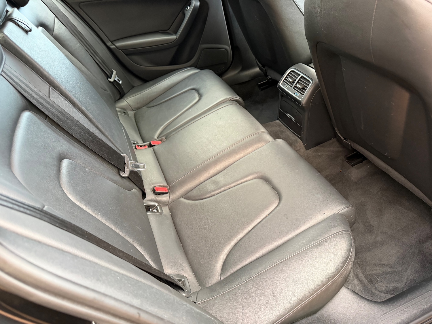 Used Audi A4 2015 for sale - 76458703: Photo 10