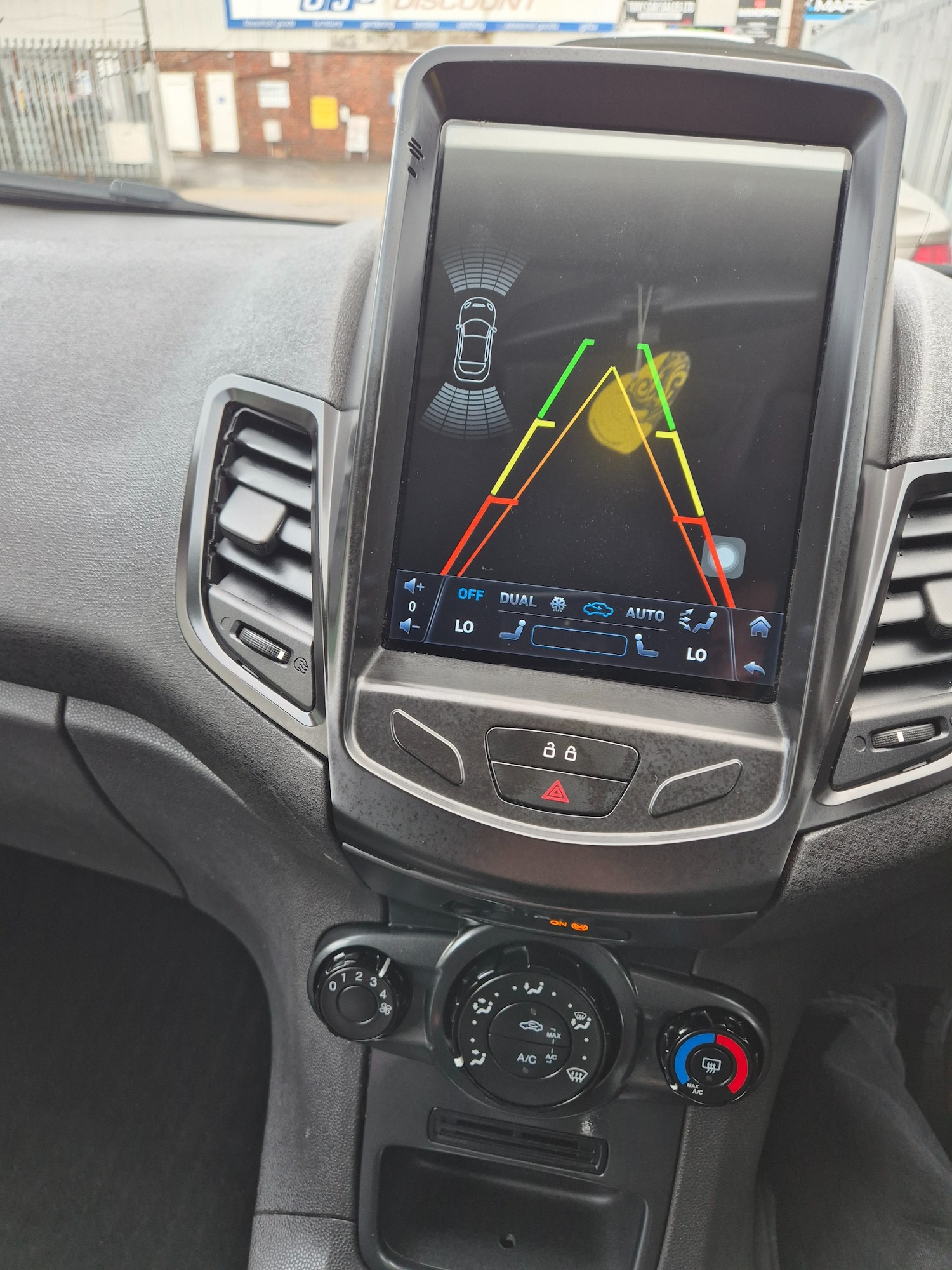 Used Ford Fiesta 2014 for sale - 77236212: Photo 12