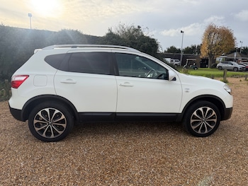 Used Nissan Qashqai 2010 for sale - 76883929: Photo