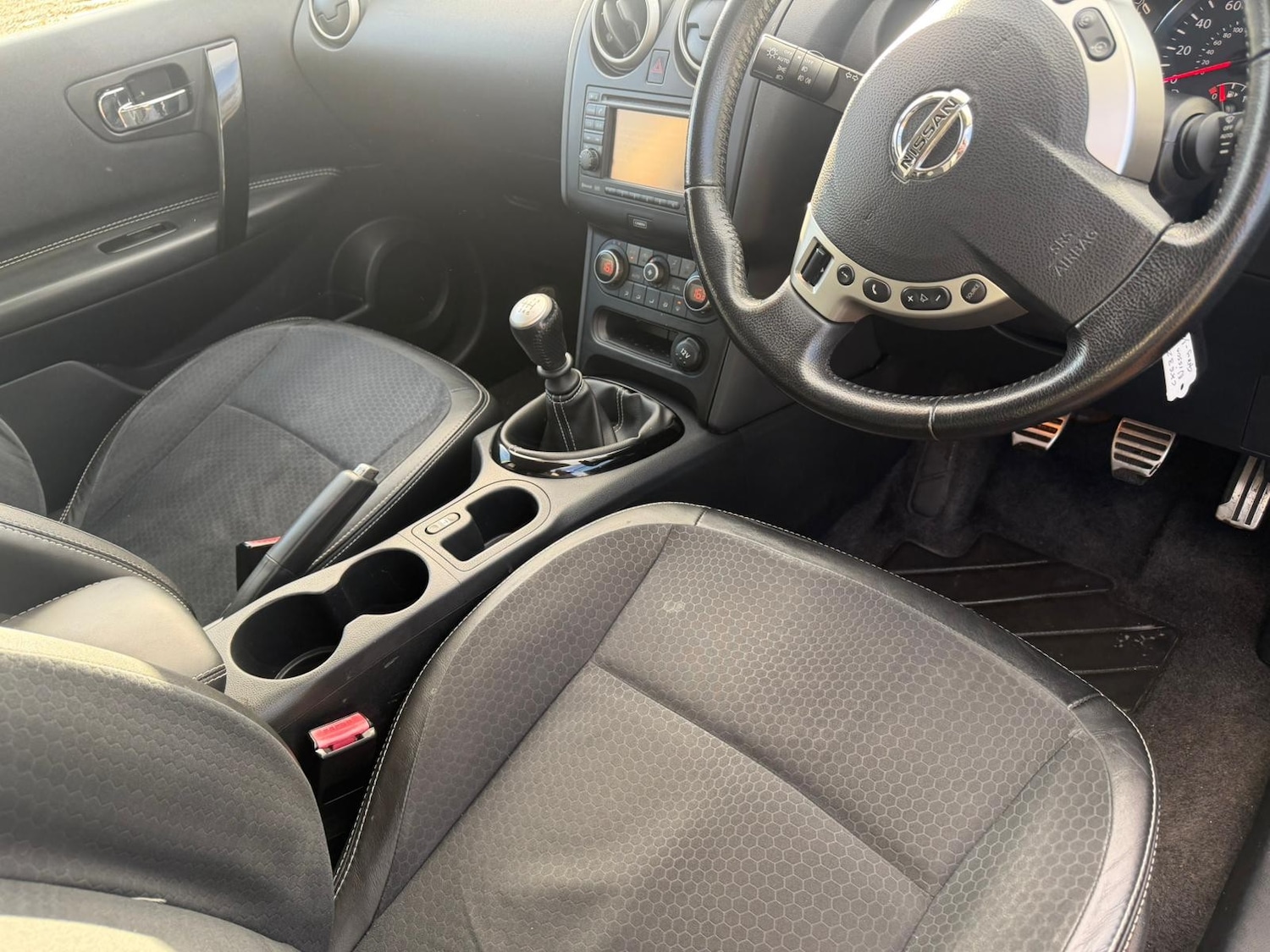 Used Nissan Qashqai 2013 for sale - 76798650: Photo 11