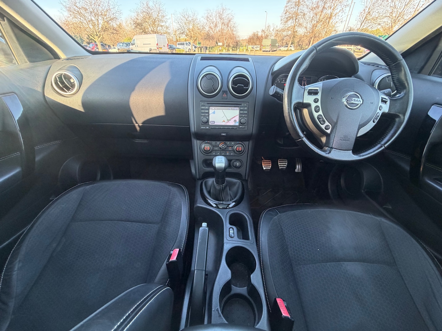 Used Nissan Qashqai 2013 for sale - 77048361: Photo 15