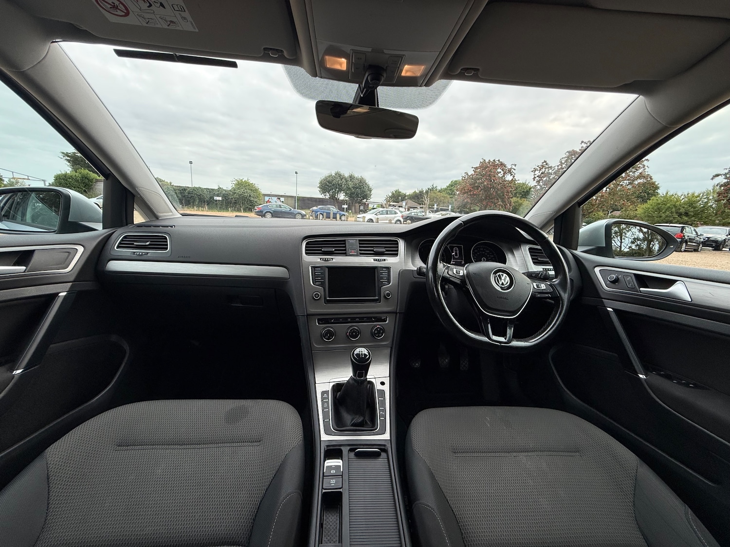 Used Volkswagen Golf 2016 for sale - 77530626: Photo 11