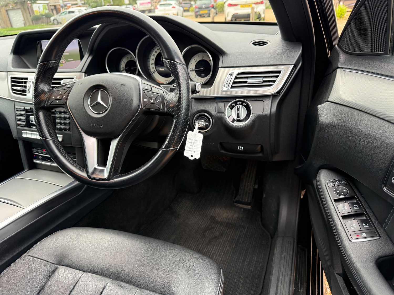 Used Mercedes-Benz E Class 2013 for sale - 76273364: Photo 14