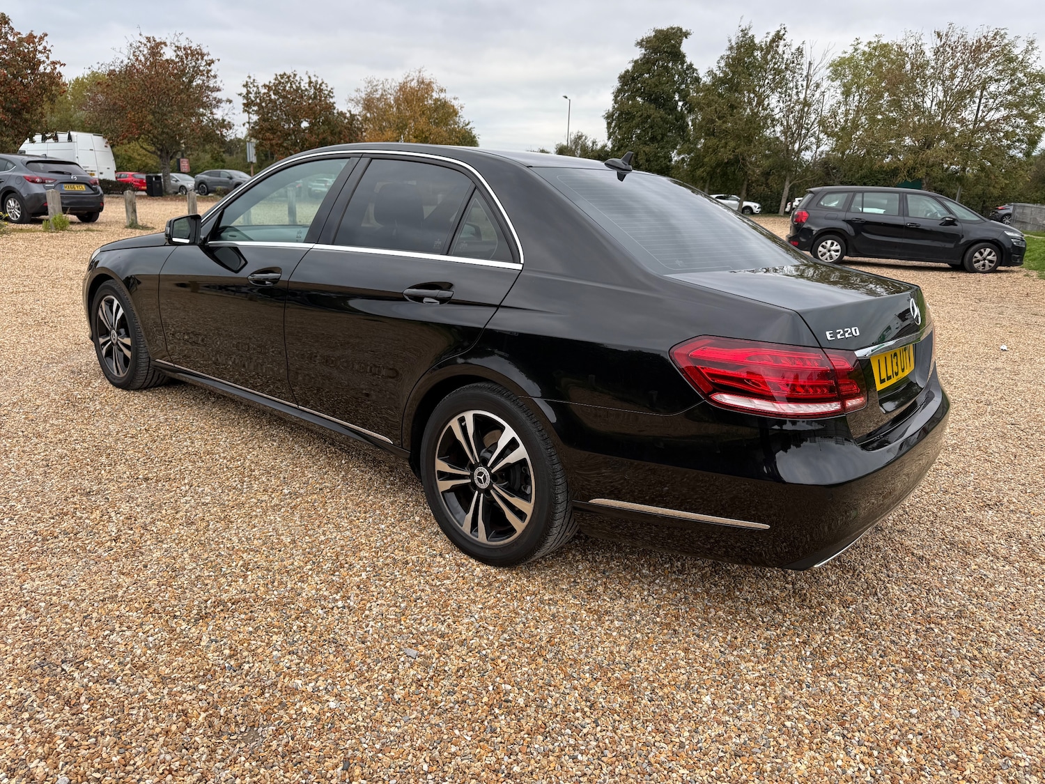 Used Mercedes-Benz E Class 2013 for sale - 76273364: Photo 7