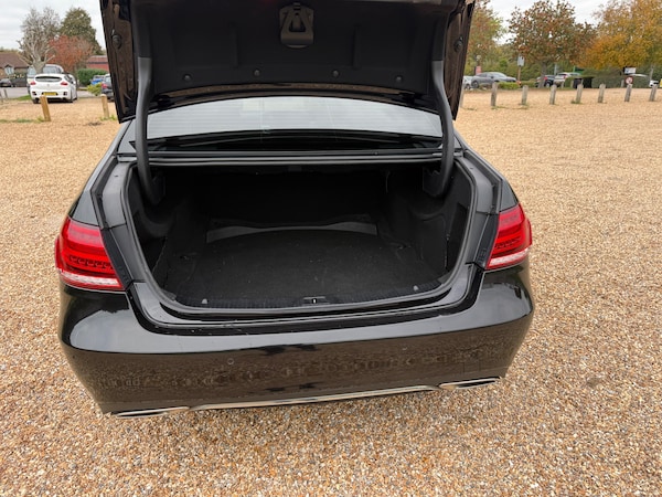 Used Mercedes-Benz E Class 2013 for sale - 76273364: Photo 9