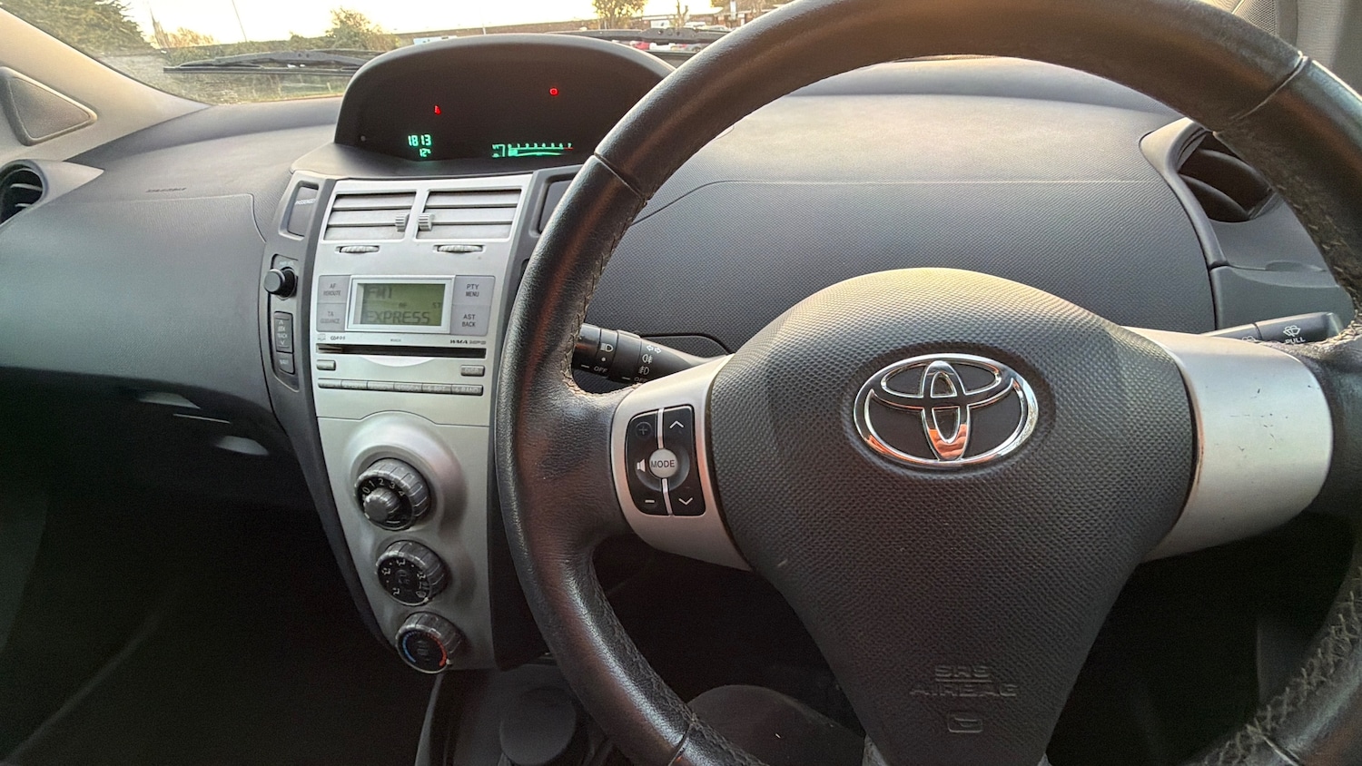 Used Toyota Yaris 2007 for sale - 76748505: Photo 10