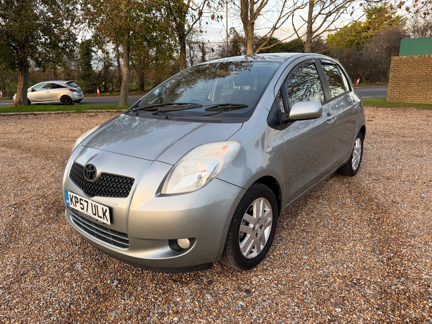 Used Toyota Yaris 2007 for sale - 76748505: Photo 2