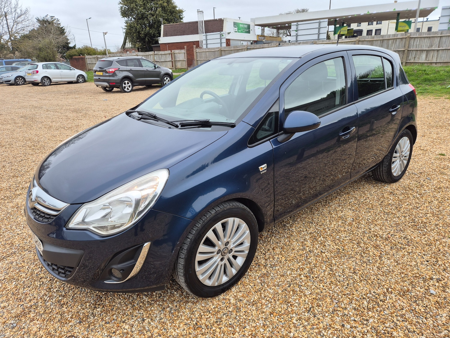 Used Vauxhall Corsa 2013 for sale - 78022363: Photo 3