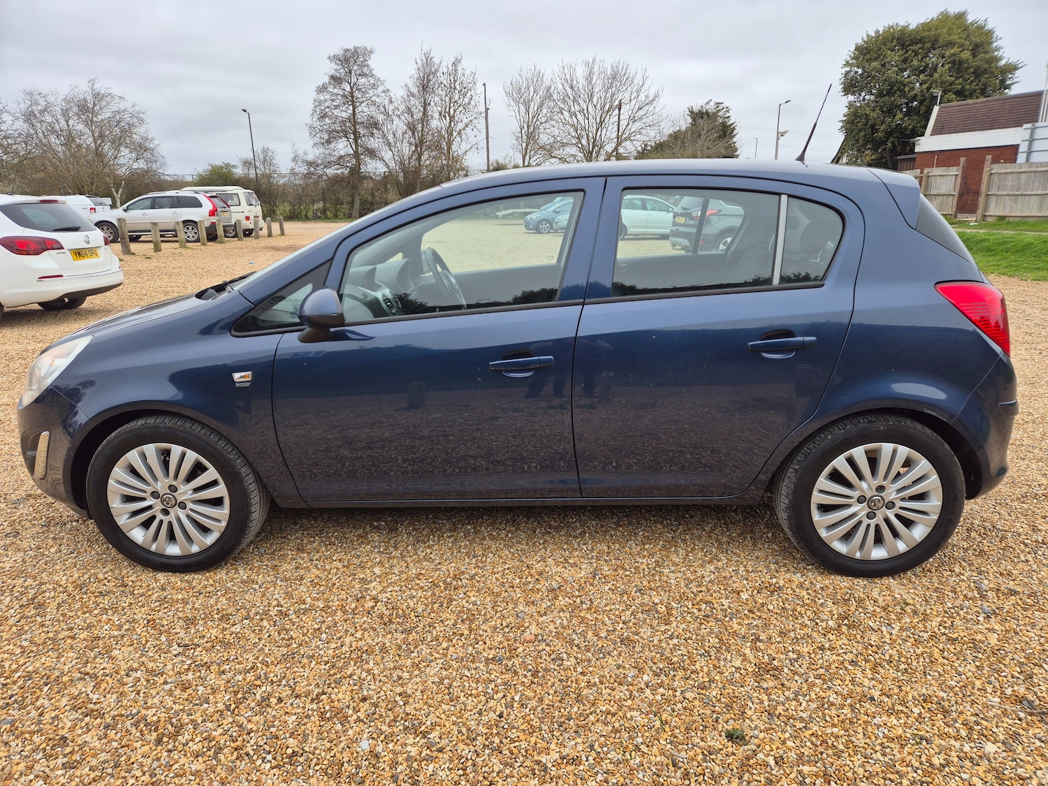 Used Vauxhall Corsa 2013 for sale - 78022363: Photo 6
