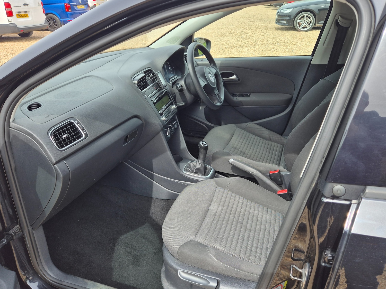 Used Volkswagen Polo 2011 for sale - 78201548: Photo 10